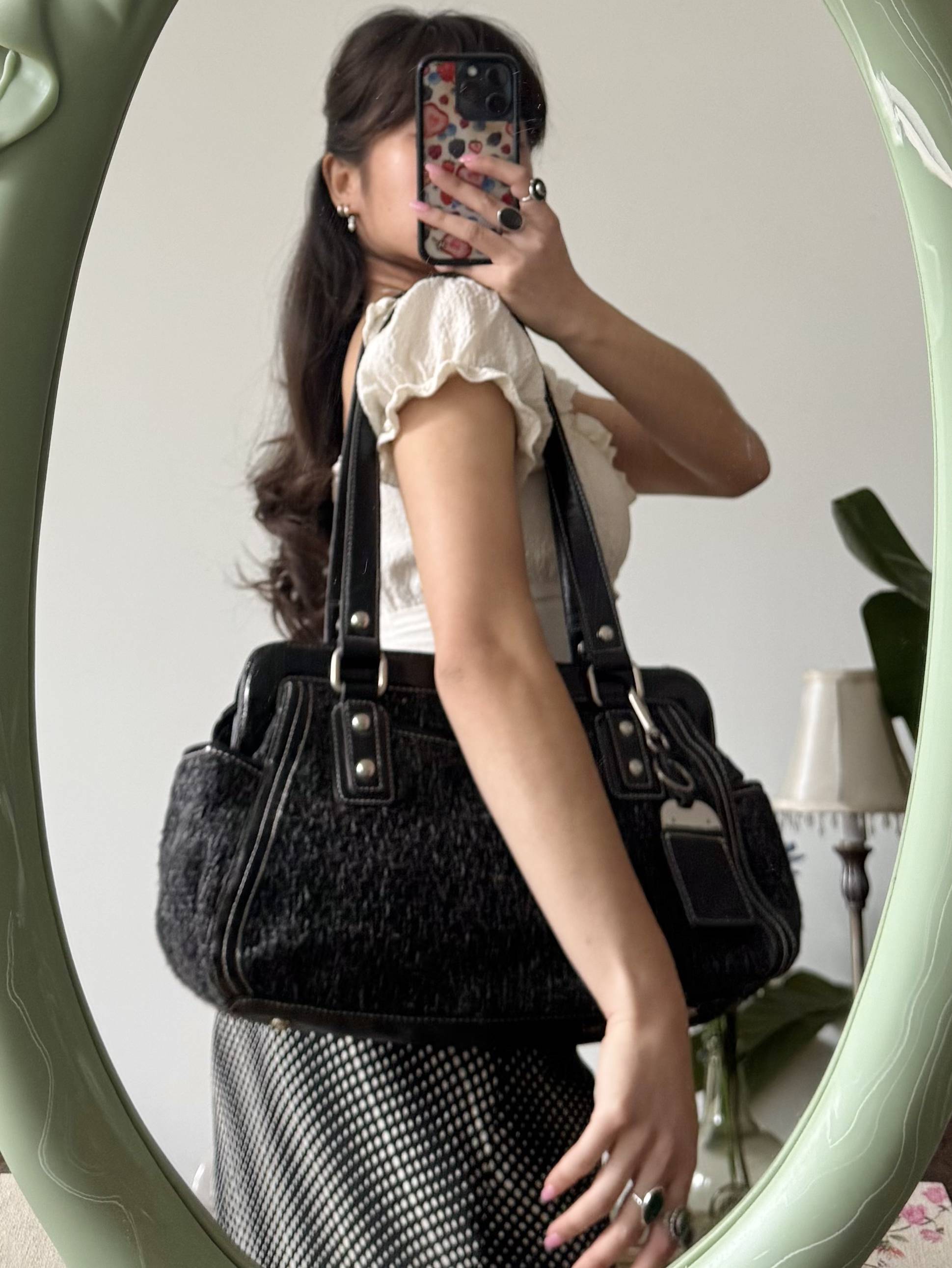 Vintage Noir Tweed Carryall