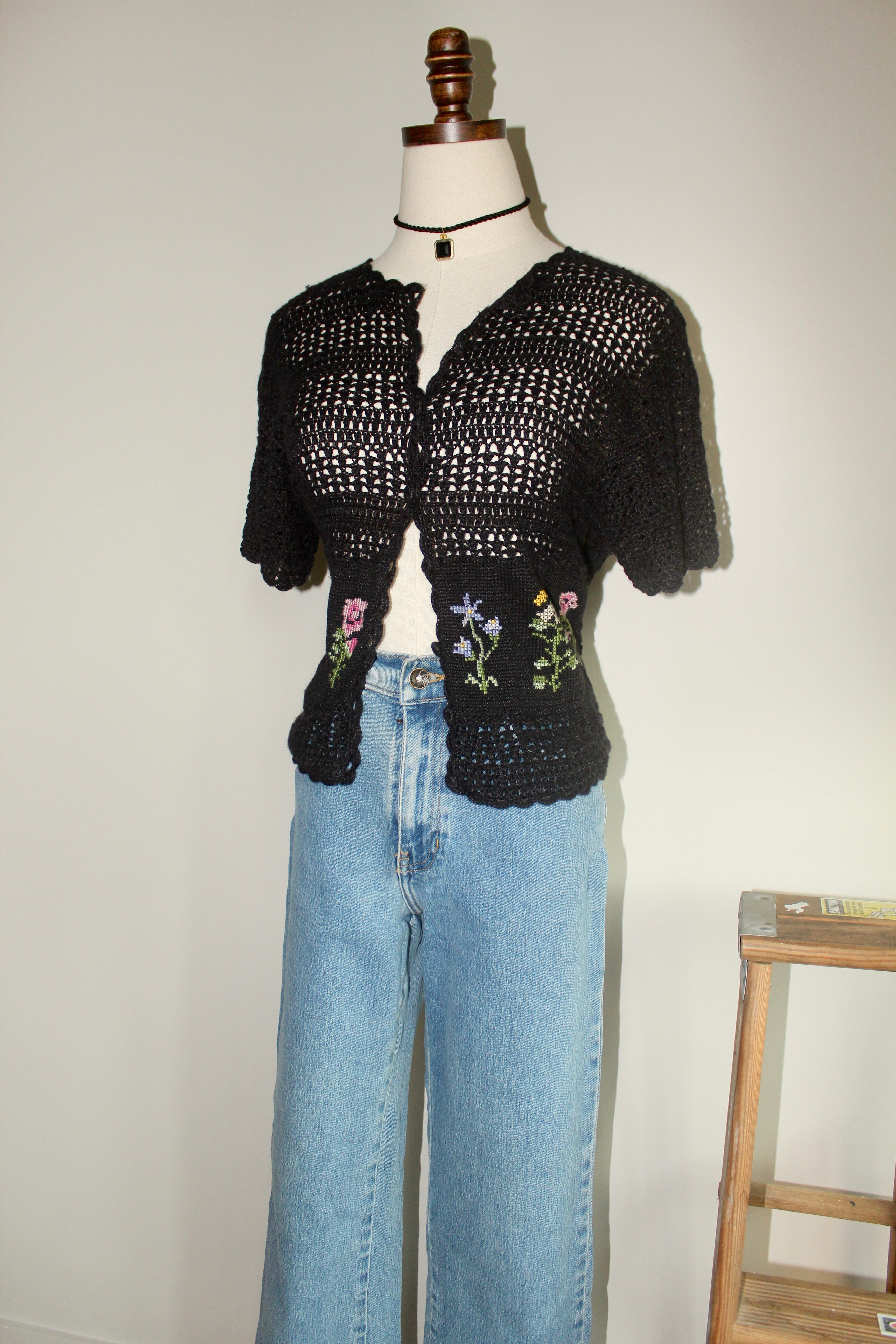 Vintage 90s Floral Crochet Knit (M)