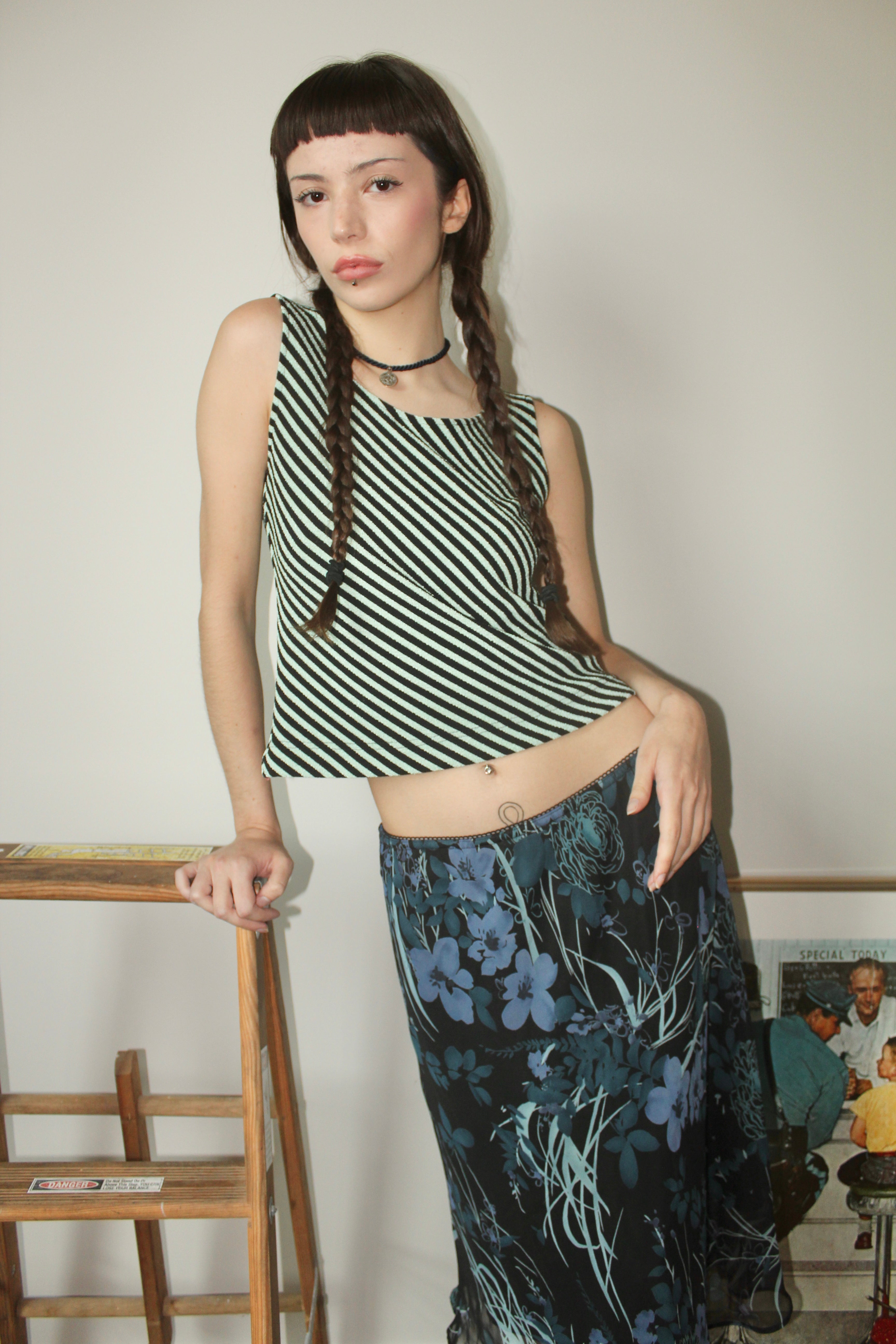 Vintage Floral Layered Midi Skirt (M)