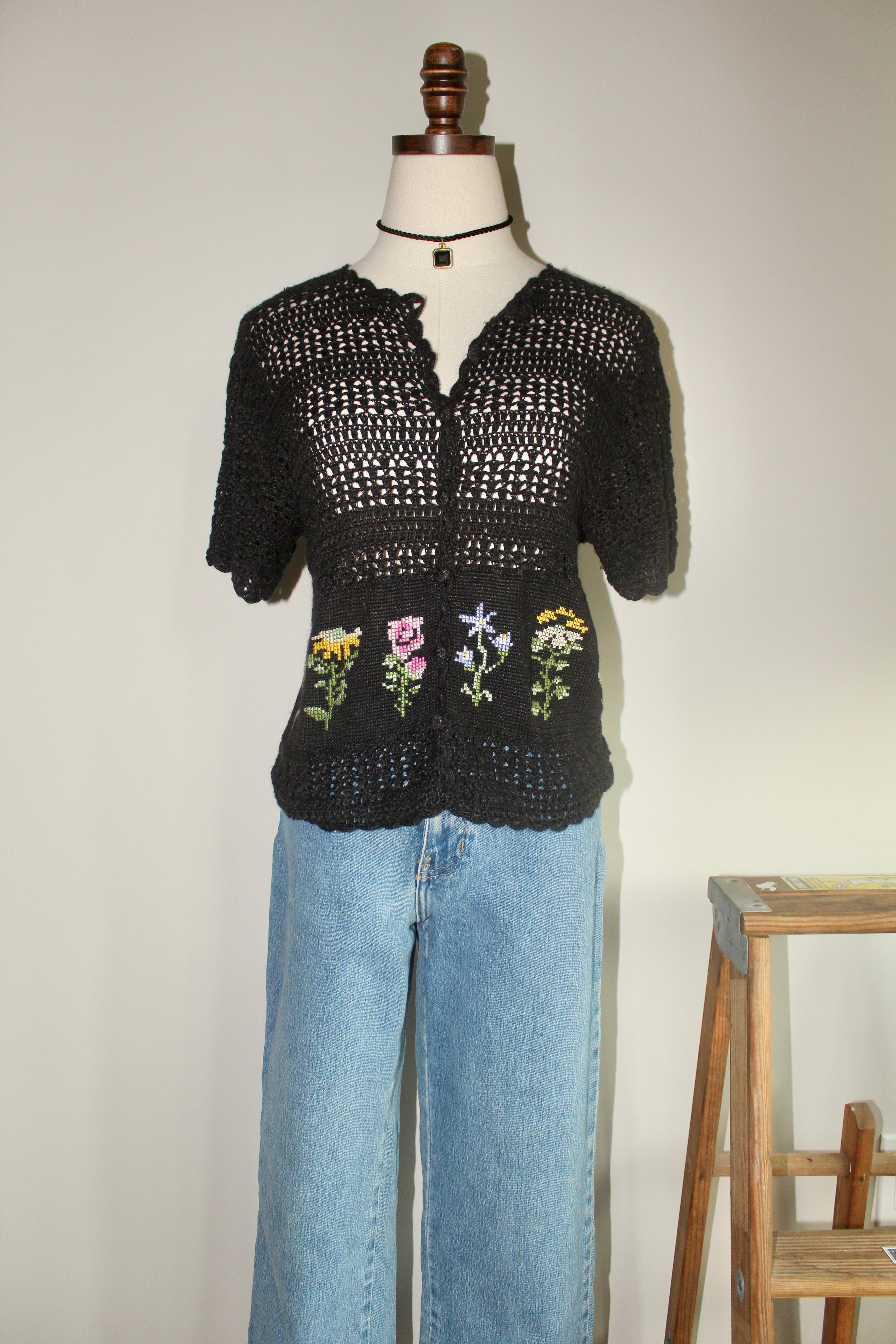 Vintage 90s Floral Crochet Knit (M)