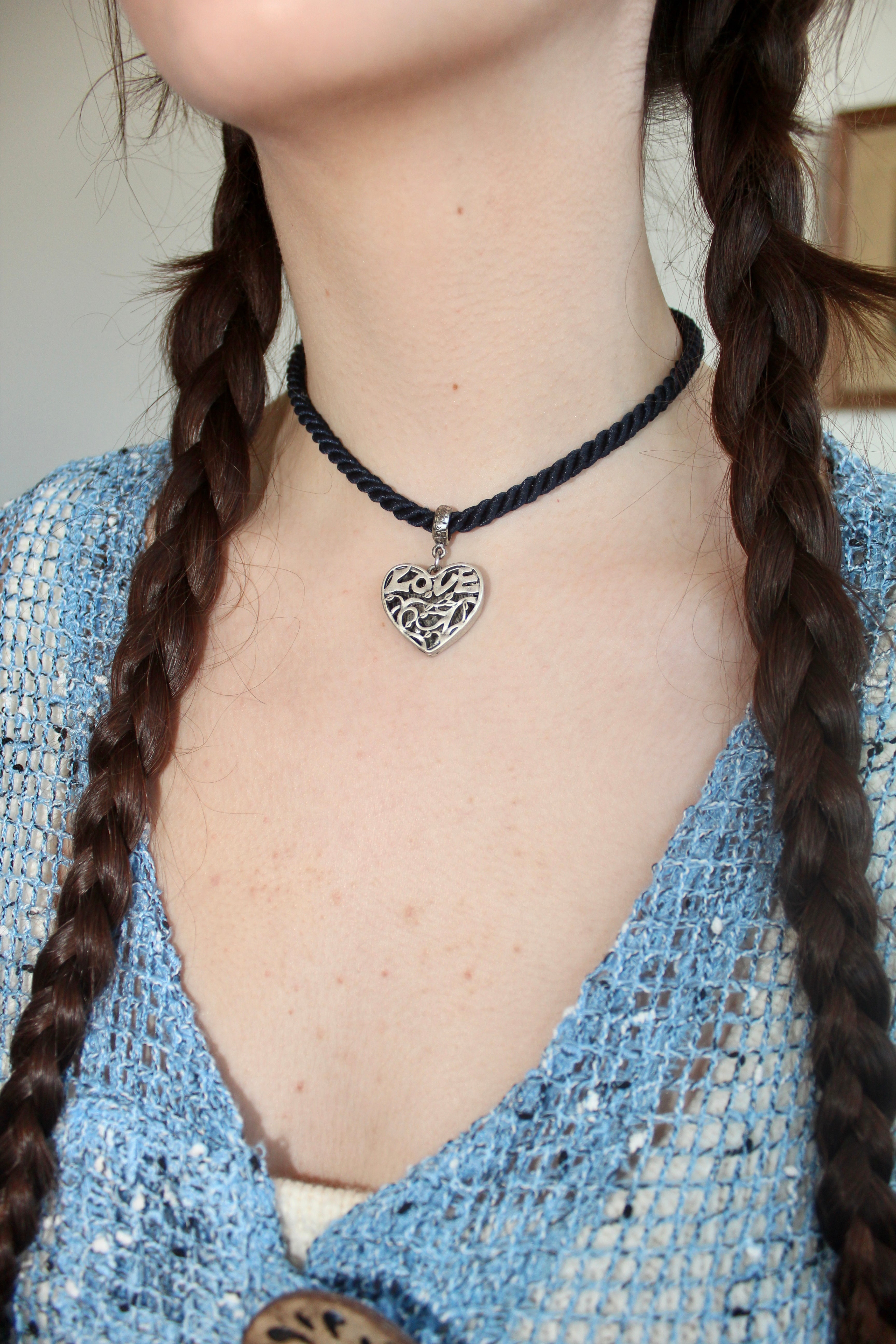 Love Heart Etched Rope Choker