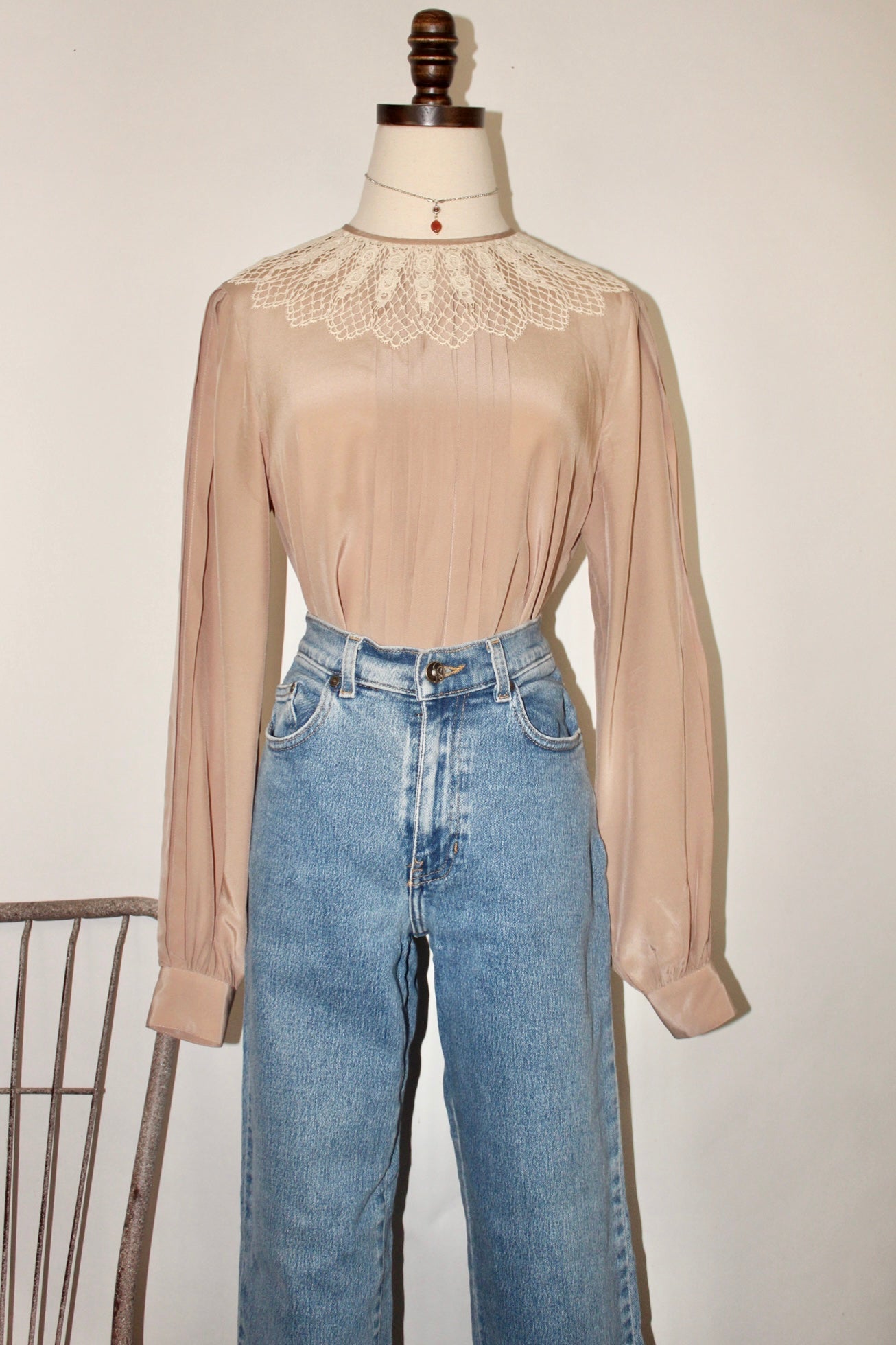 Vintage 80s Lace Overlay Blouse (S-M)